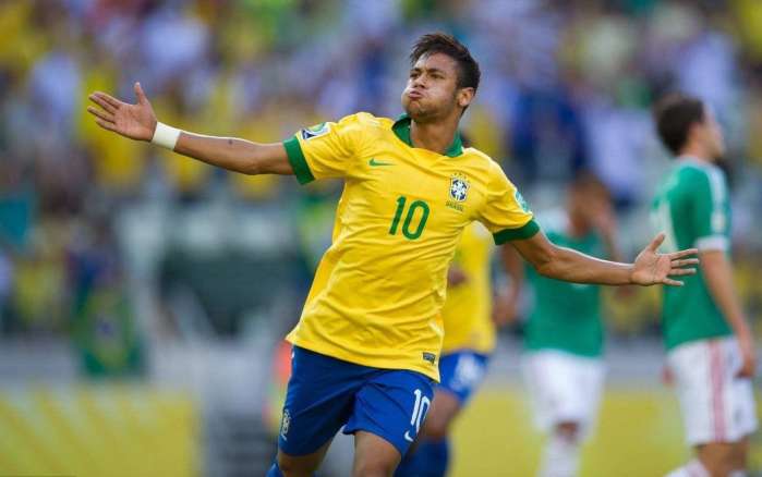 你的出牌更 你的出牌更